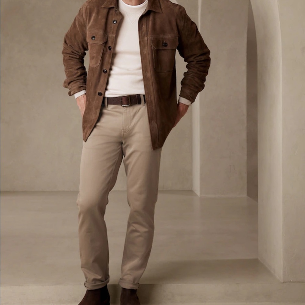 NWT- Traveler Slim Fit pant